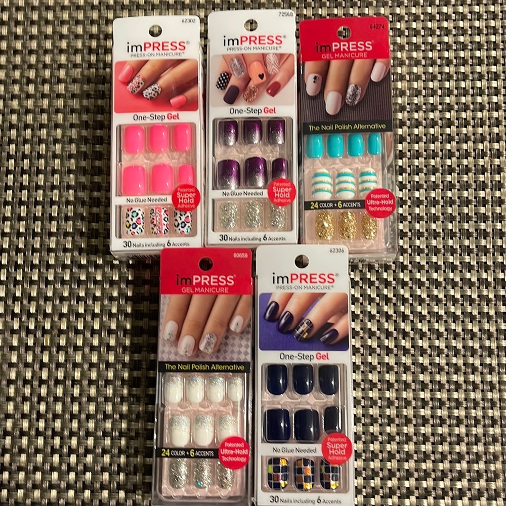 imPress press-on gel nails. Set of five cool colors